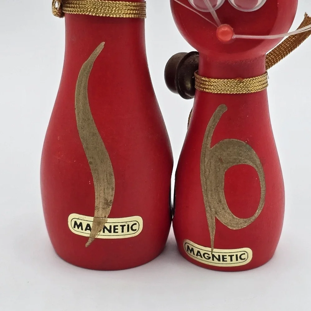 Wooden Red Cat Magnetic Salt & Pepper Shakers Kittens Leather Ears Kitschy Japan